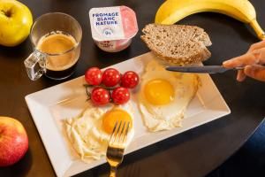 BREAKFAST