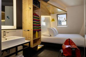 HABITACIONES