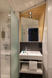CHAMBRES